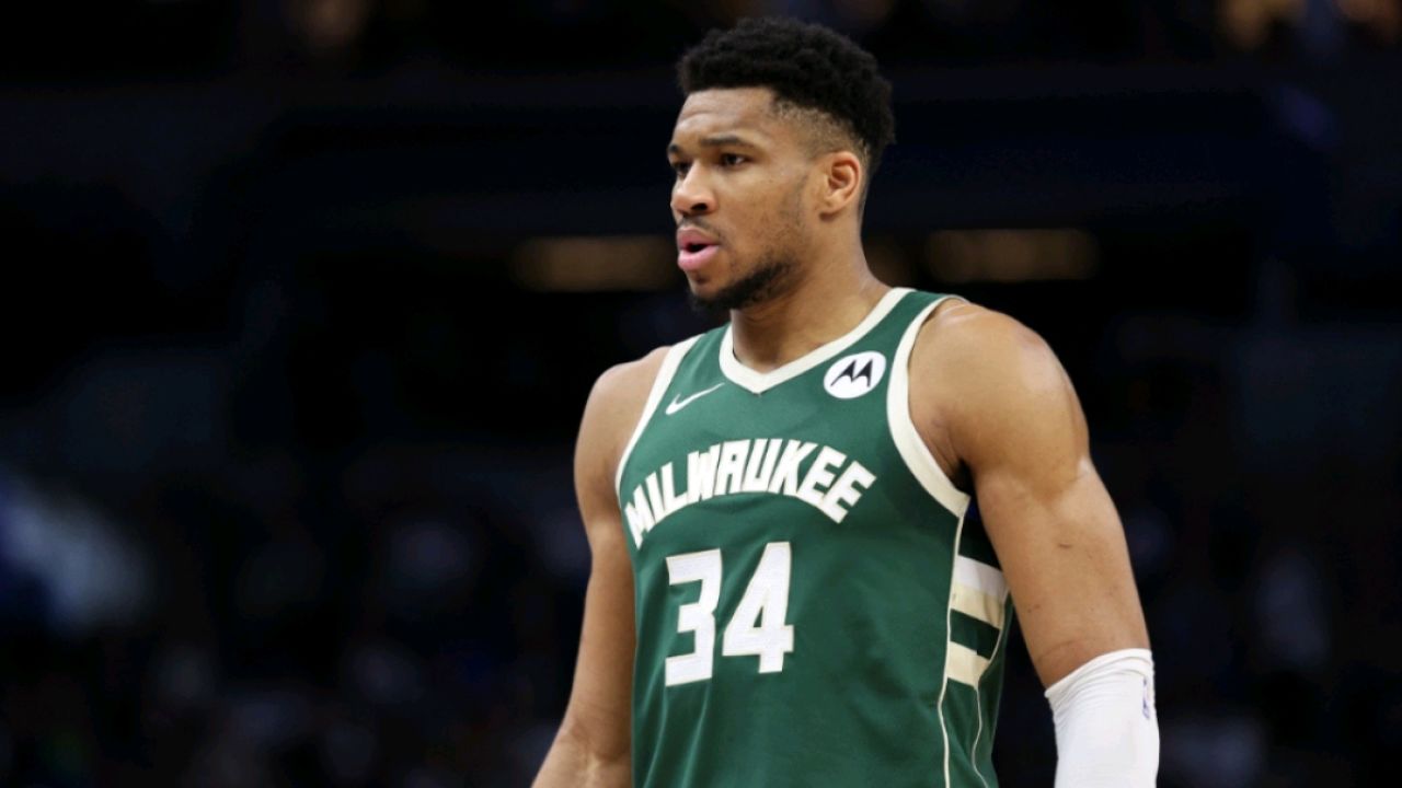  形容两件事都非常重要 