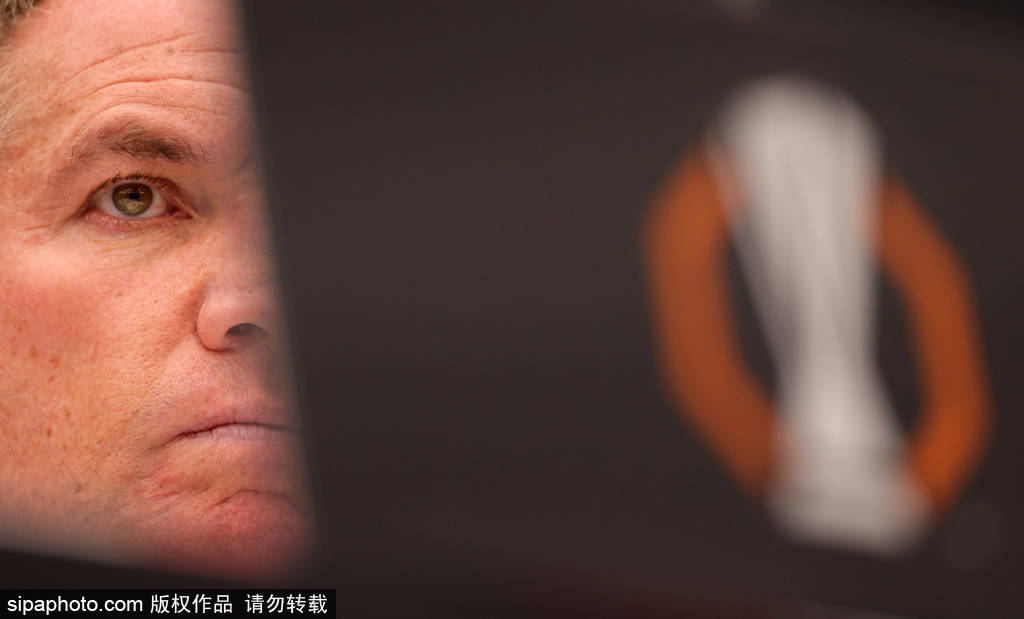 转折点！波士顿凯尔特人强势反弹，英超加时末段攻防权衡，球迷炸锅，训练强度明显提升的简单介绍