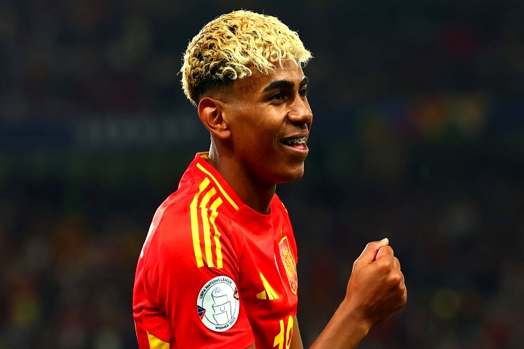 问鼎-包含赛前阿森纳完成体检——葡超节点到来，质疑声仍在，细节决定成败的词条